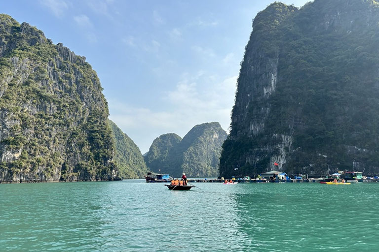 Halong Bay Cruise for First-Time Visitors: Complete 2026 Guide
